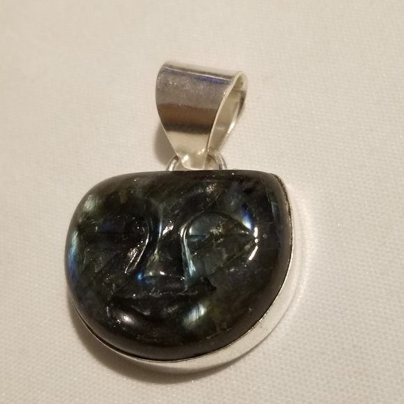 Sold on whatnot 🌻*Vintage Goddess Labradorite Silver Pendant - Picture 4 of 6